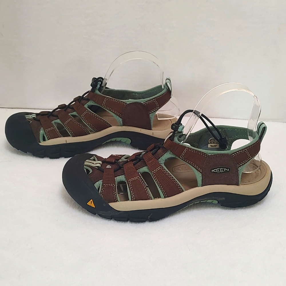 Keen Whisper Waterproof Sandals 9.5